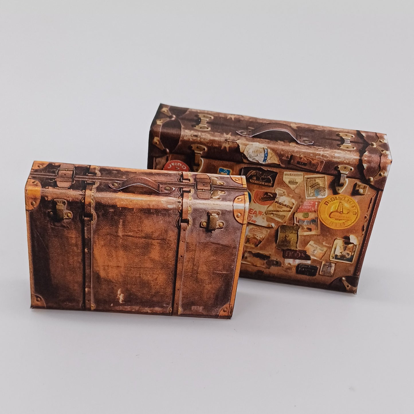 Koffer und Taschen im Maßstab 1:12 zum Drucken und Basteln
