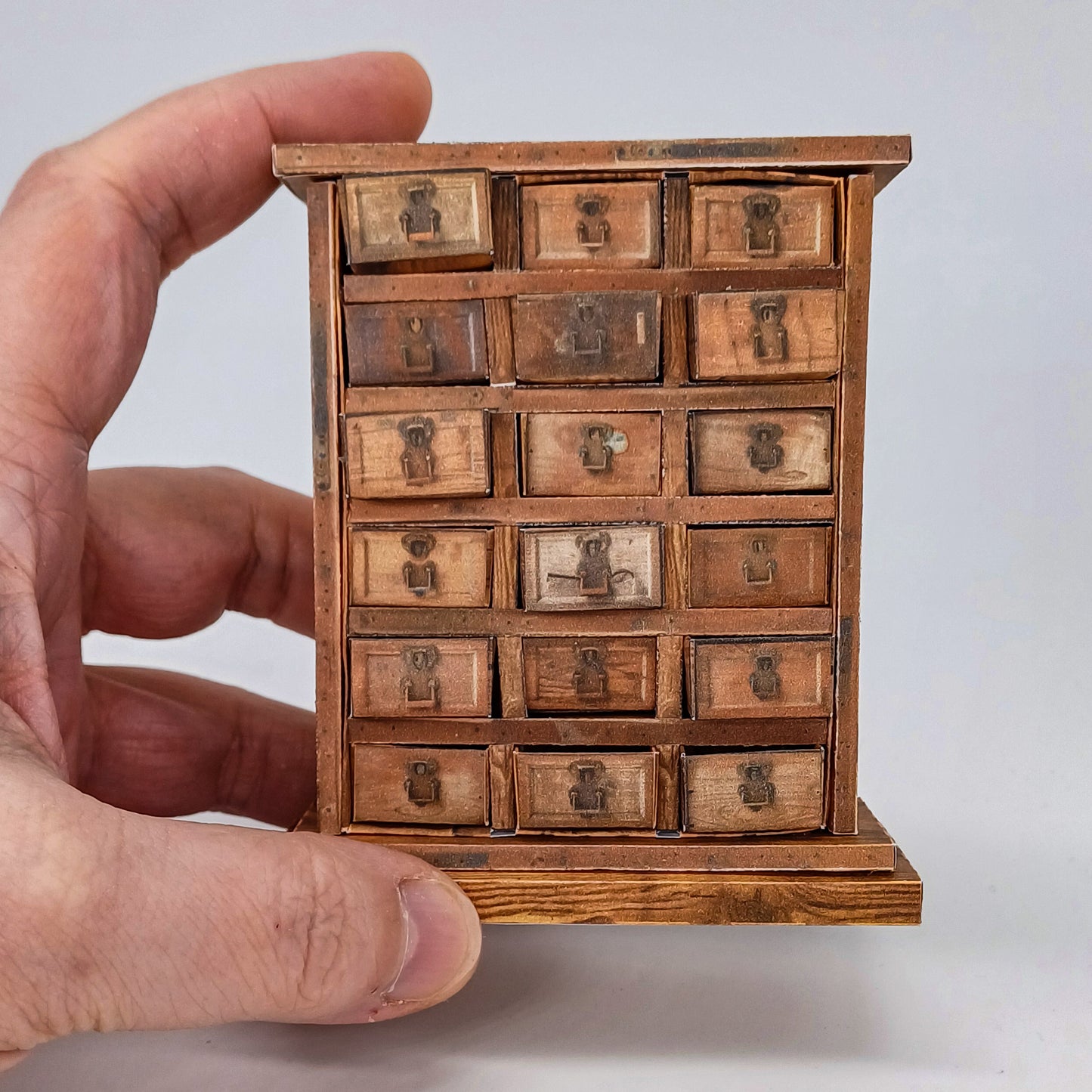 Drawers 1:12 scale dresser for printing and crafting