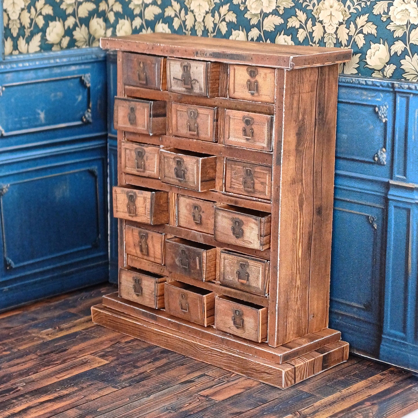 Drawers 1:12 scale dresser for printing and crafting