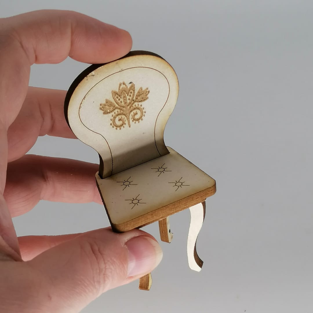 1:12 scale miniature chair