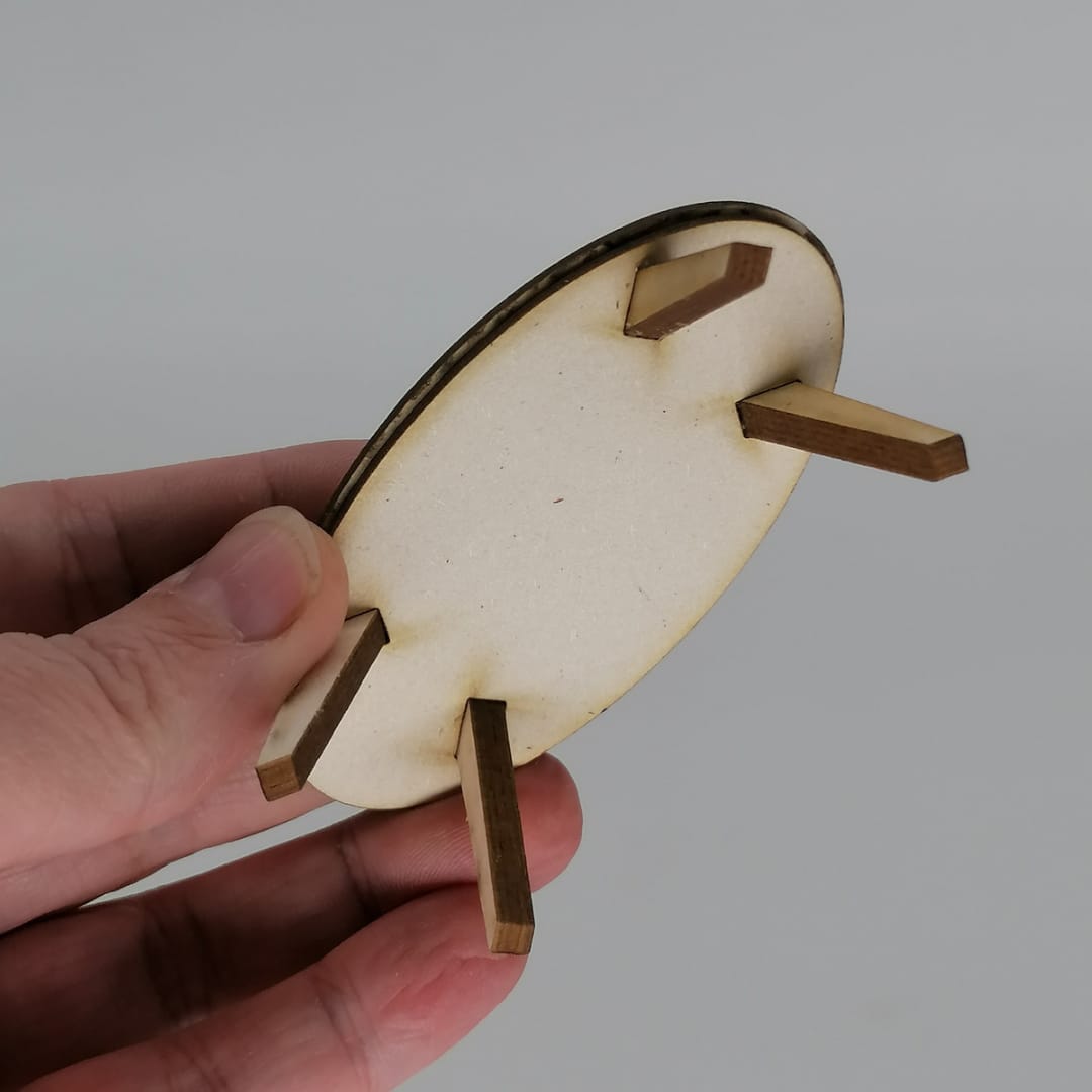 Miniatur Couchtisch im Maßstab 1:12