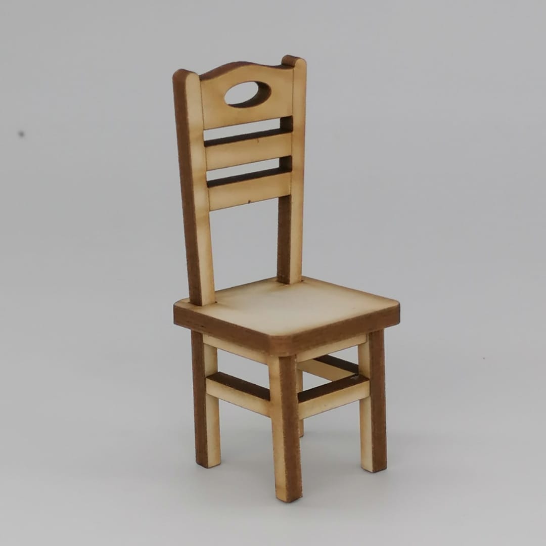 sillas en miniatura