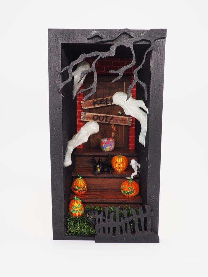 Book Nook Halloween Cats