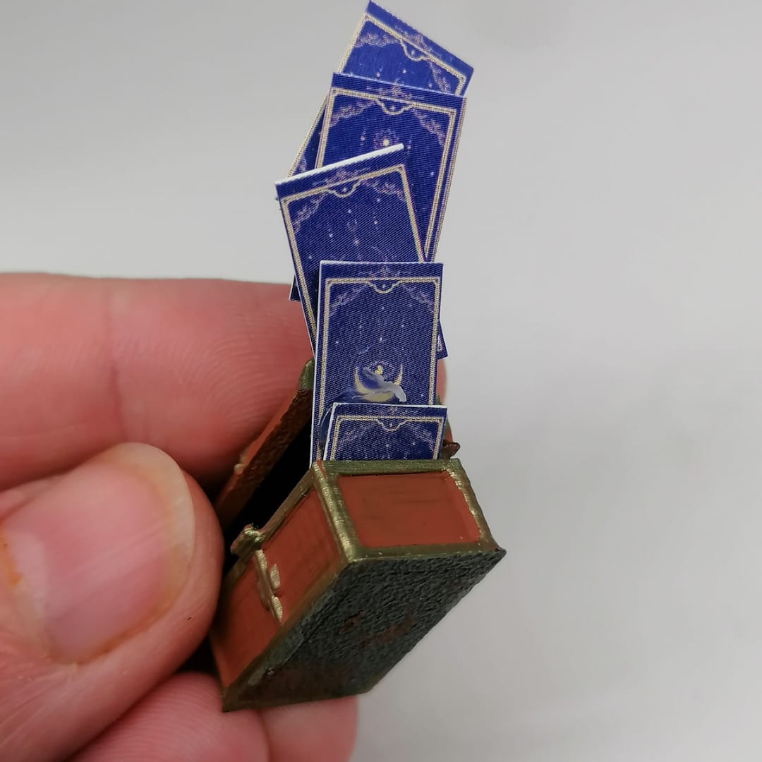 Tarot magic 1:12 scale miniature