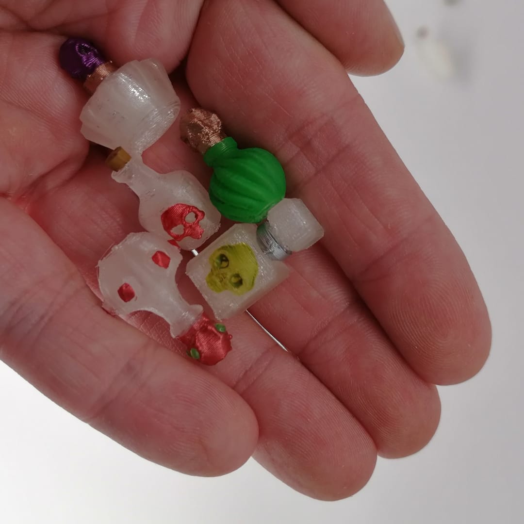 Miniatur Zaubertrank Flaschen im Maßstab 1:12 - Miniaturen