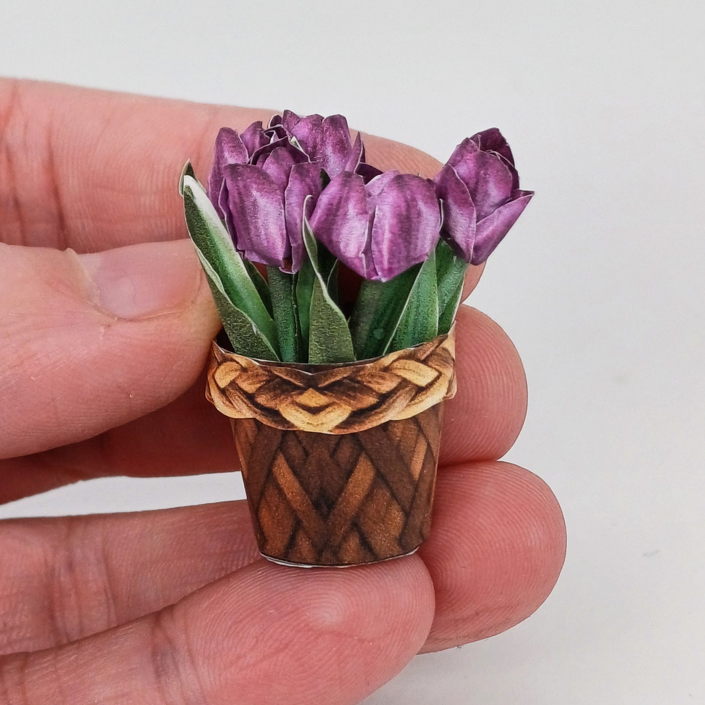Miniature 1:12 scale tulips for printing and handicrafts