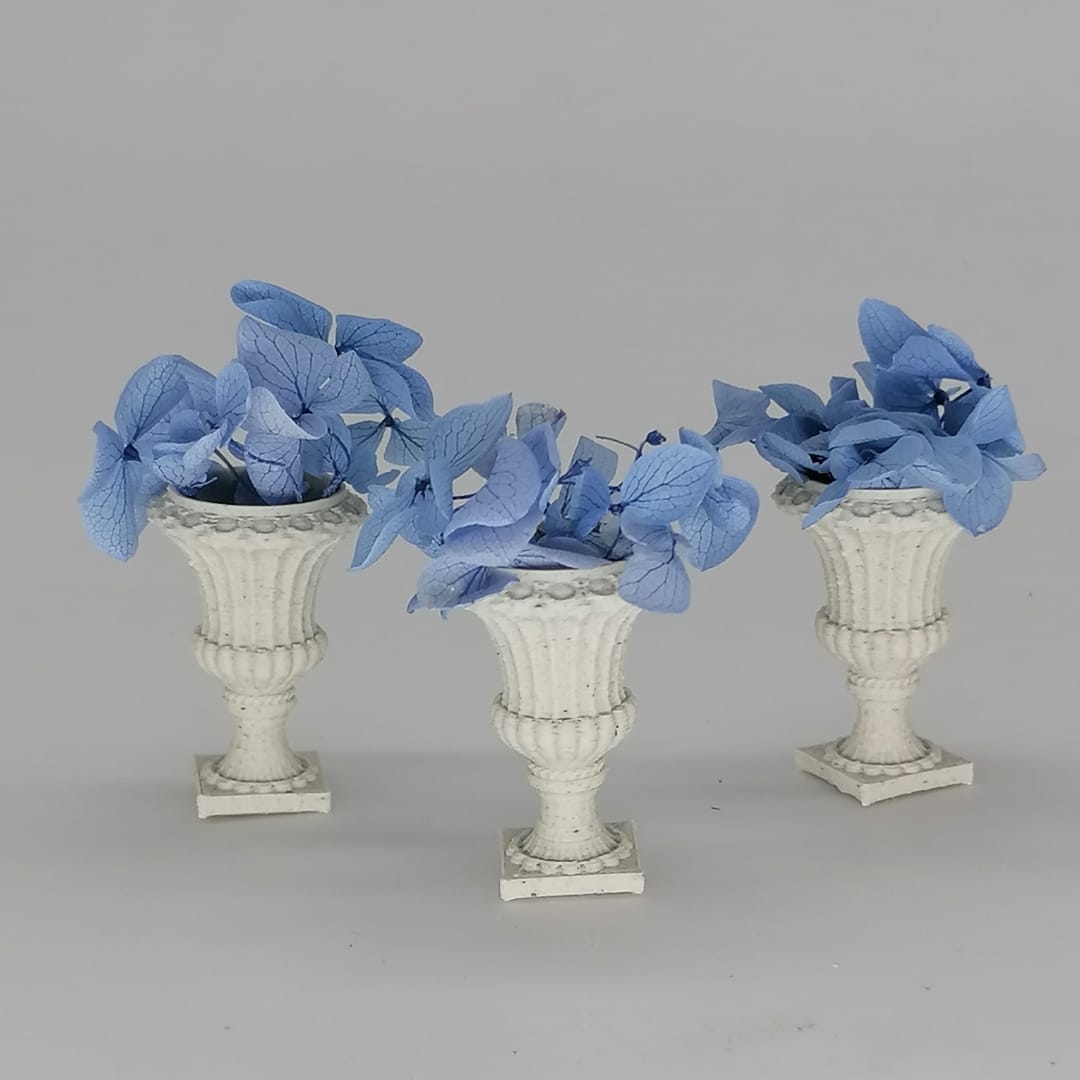 Miniatur Blumen in Bodenvase im Maßstab 1:12 - Design 1 - Miniaturen
