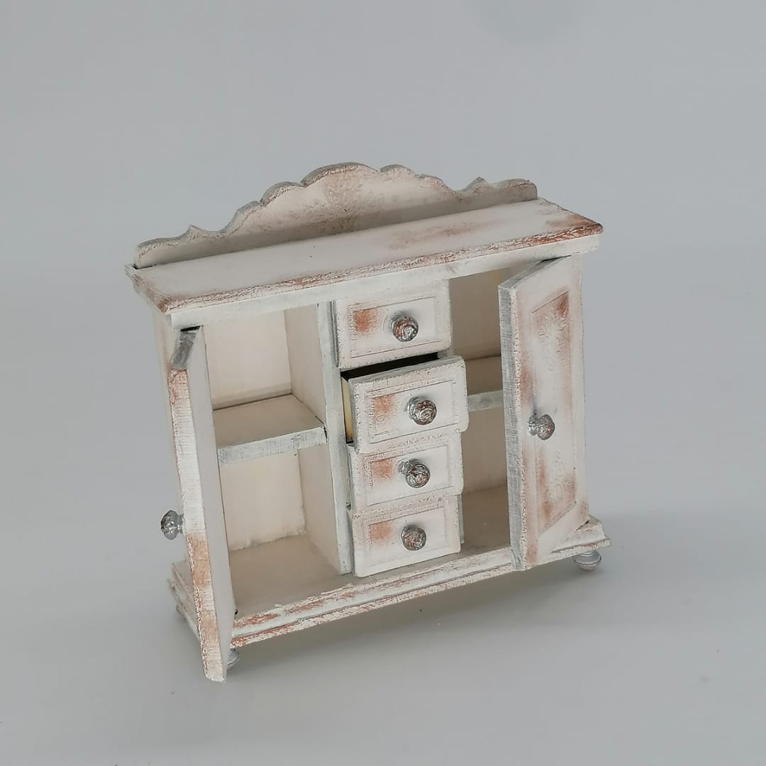 Miniature country house chest of drawers in 1:12 scale