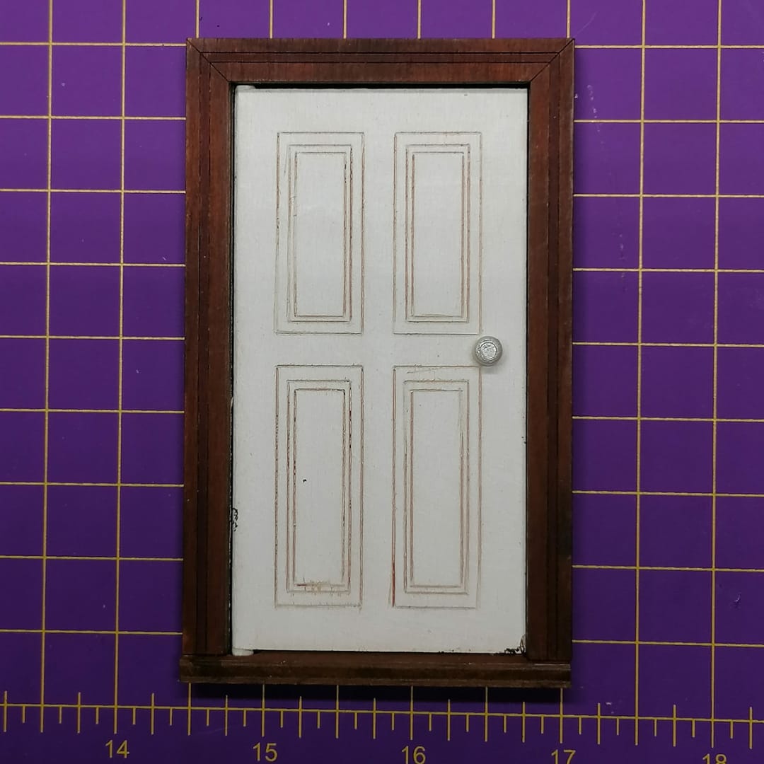 Miniatur Tür zum öffnen 1:24 Holztür